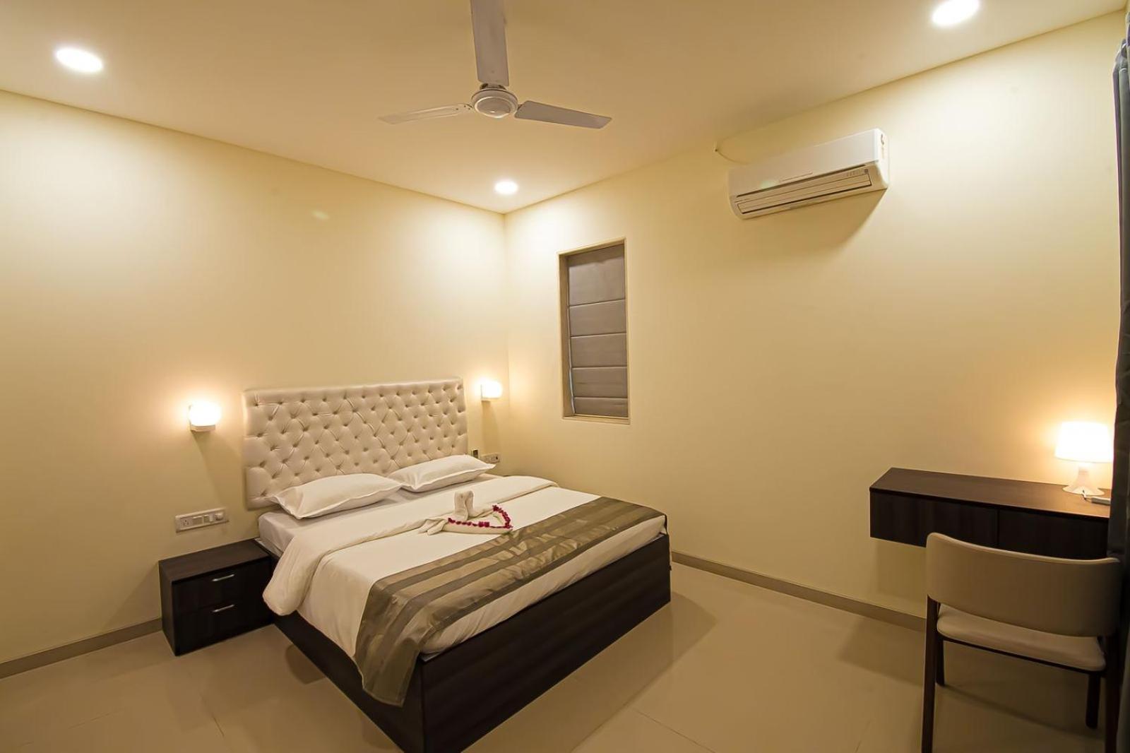 Mizzle Exotica Lonavala Apartamento Exterior foto