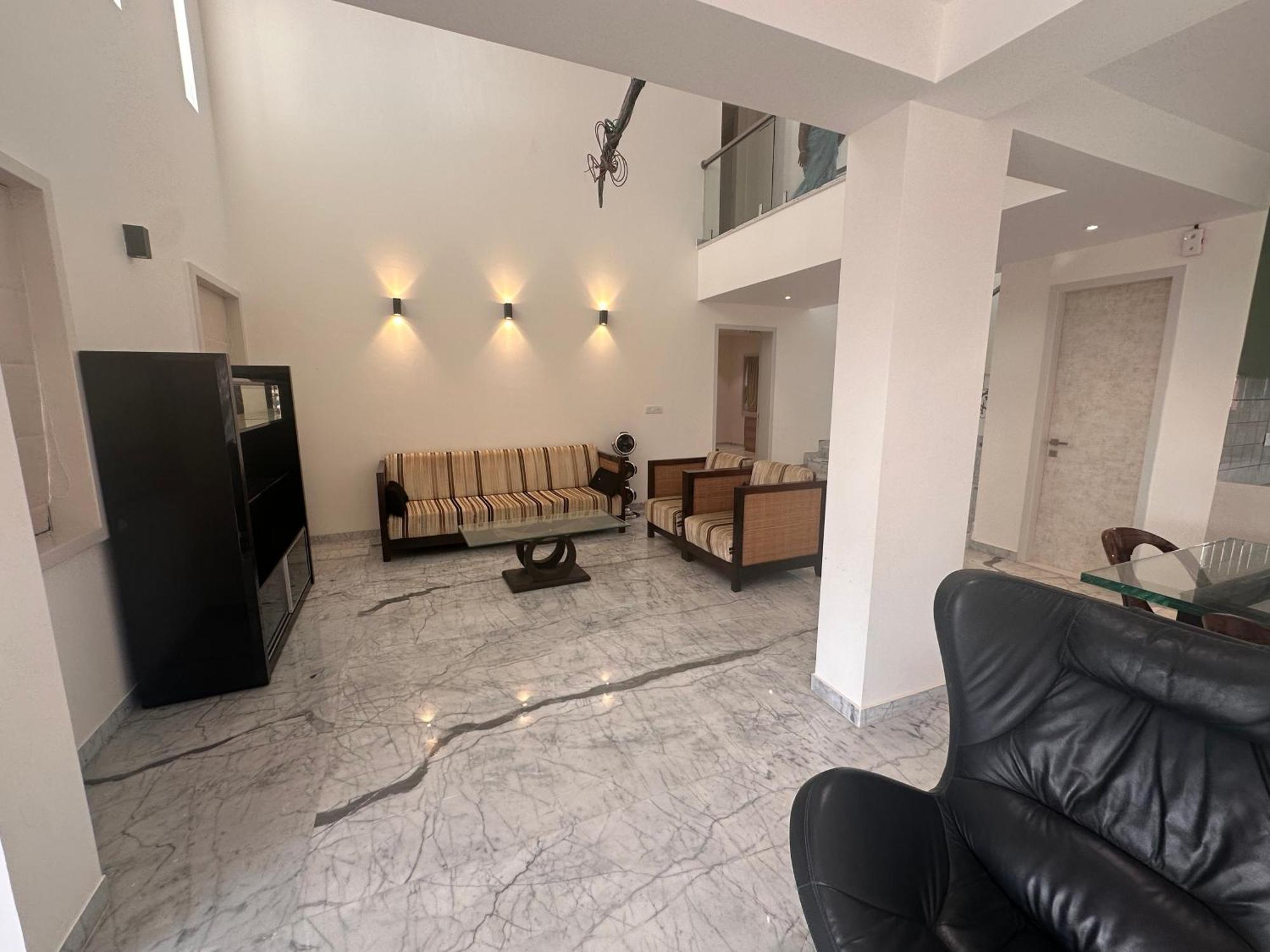 Mizzle Exotica Lonavala Apartamento Exterior foto