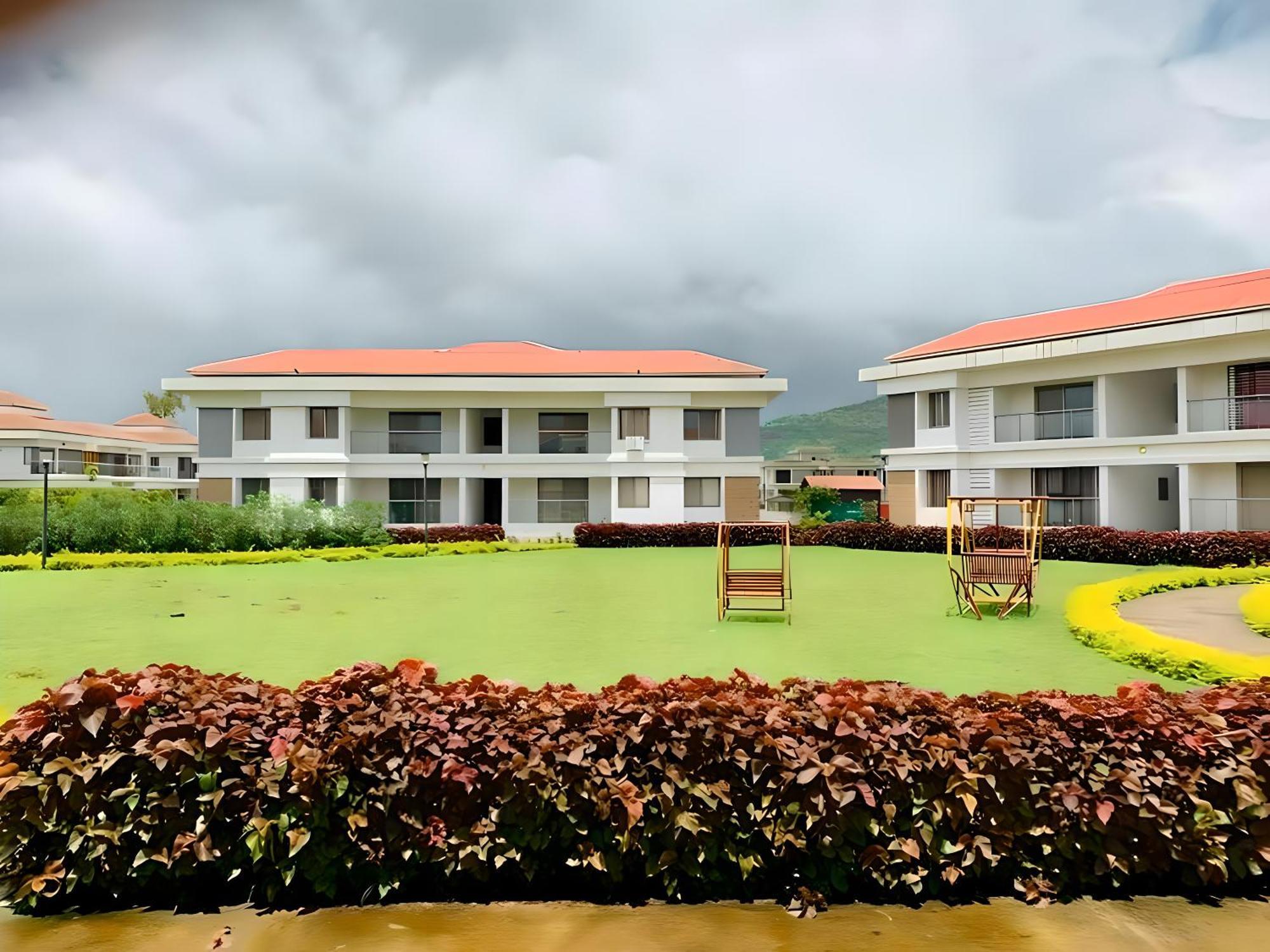 Mizzle Exotica Lonavala Apartamento Exterior foto