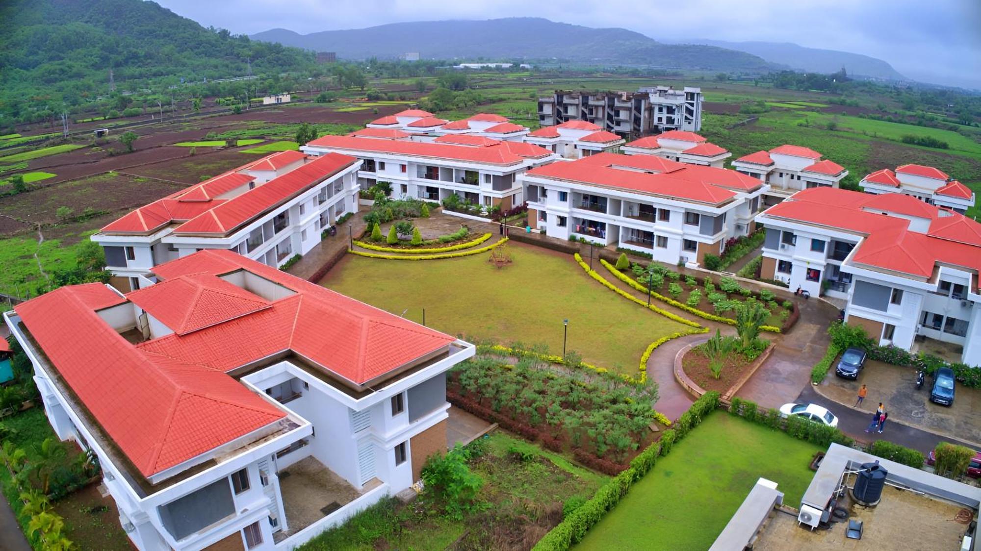 Mizzle Exotica Lonavala Apartamento Exterior foto