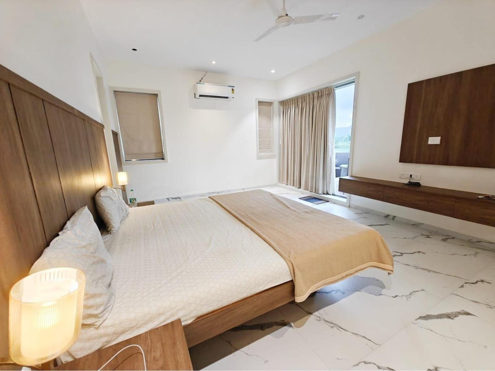 Mizzle Exotica Lonavala Apartamento Exterior foto